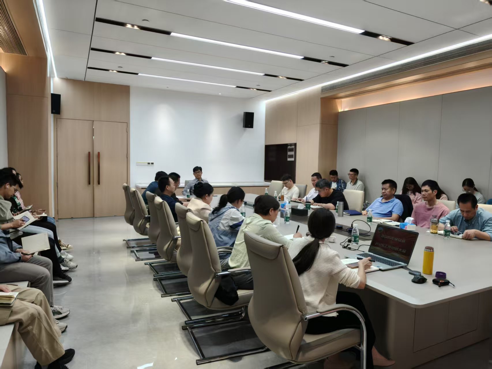 6b8f6a47fac866488ed1398c353029fa.jpg 6b8f6a47fac866488ed1398c353029fa.jpg